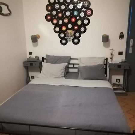 Cath'S Place Тулон Екстер'єр фото